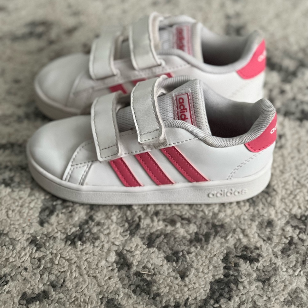 Little girl Adidas Shoes size 8